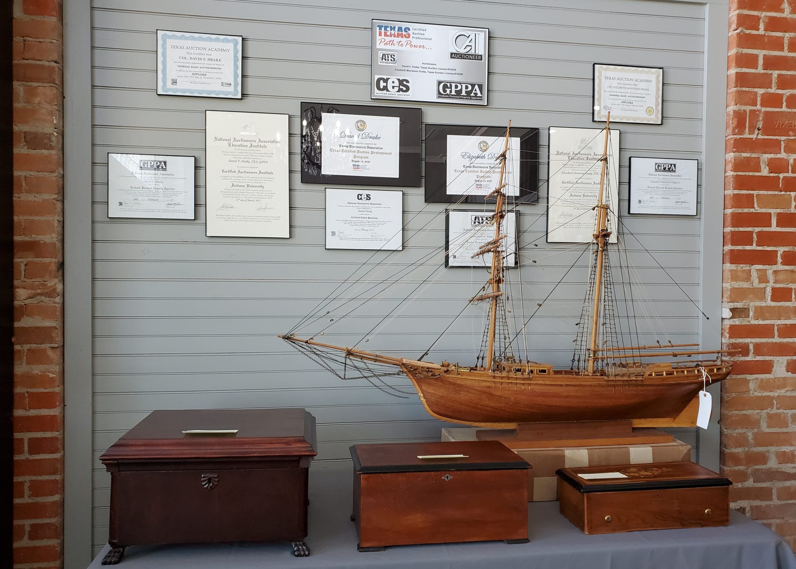 Online Auction Video